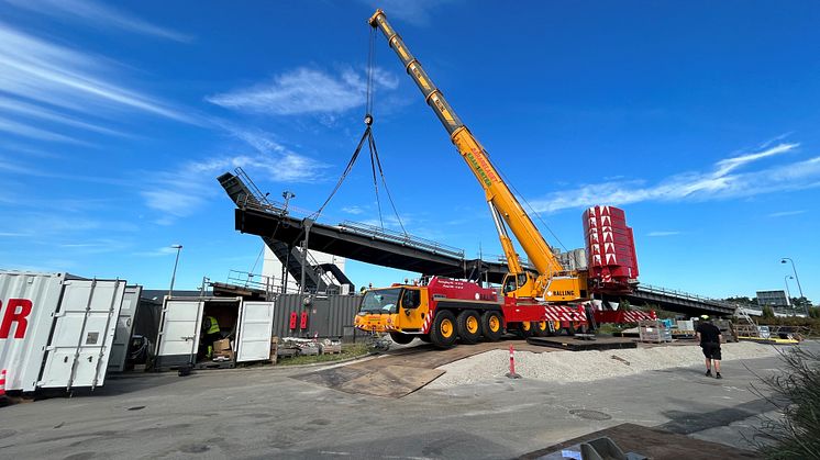Rødby ferry berth 3 mobile crane