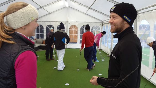 Unik gruppträning för golfproffs har startat i Golfhuvudstaden Halmstad