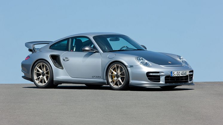 Porsche på väg att slå säljrekord