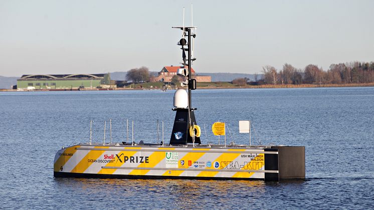 The GEBCO-NF Alumni Team’s concept utilises a SEA-KIT unmanned surface vessel, USV Maxlimer