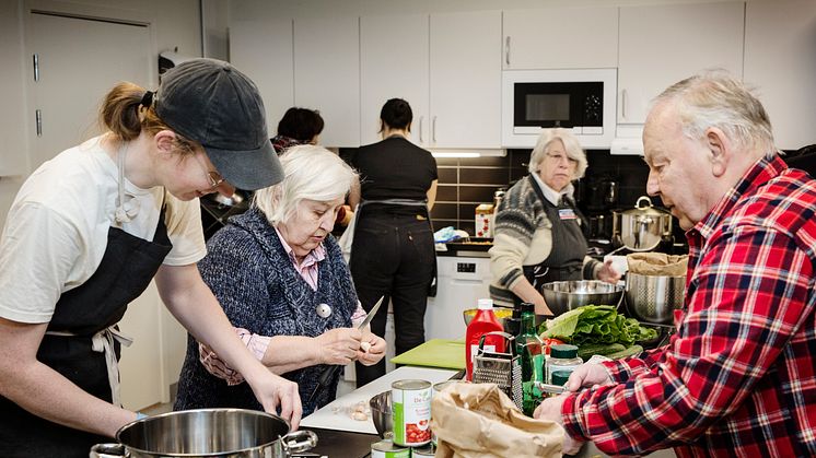 Matträffar där hyresgästerna lagar mat tillsammans var det förslag som fick flest röster i årets boendebudget.