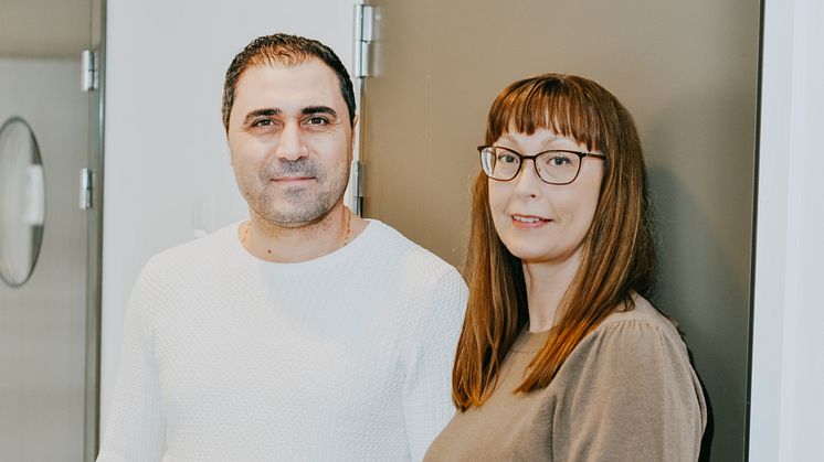 Morshed Maree och Linda Buckley på nya tandvårdskliniken RosenDental i Uppsala.