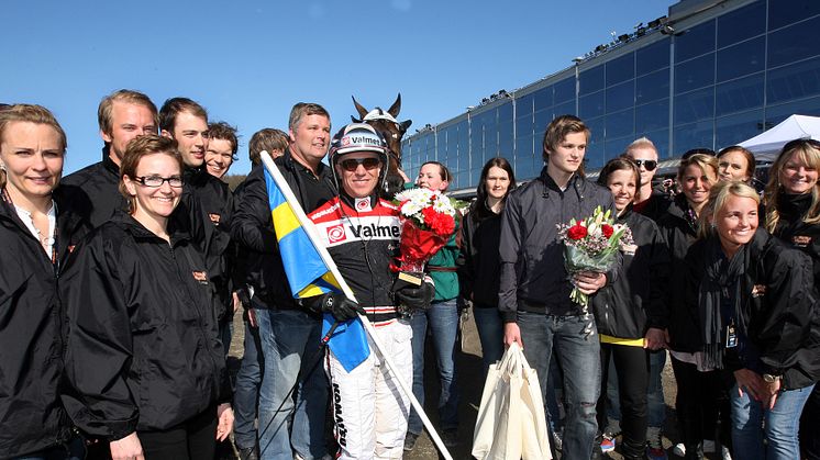 Triton Sund vann Olympiatravet – och den olympiska rörelsen fick 10,4 miljoner kronor