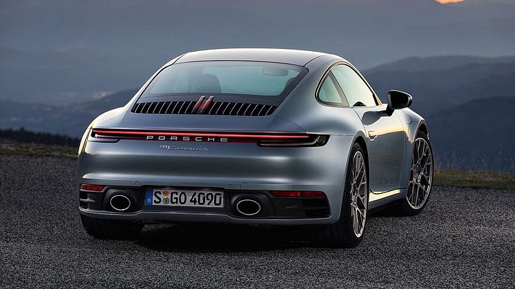 Porsche 911 (992)_8