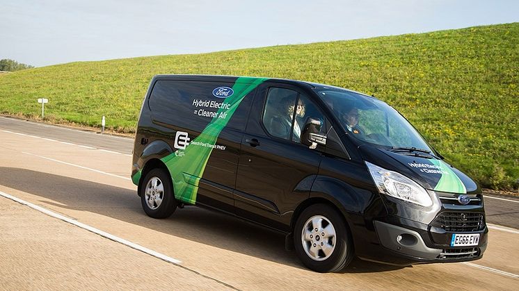 Ford utvider Transit Custom plug-in hybrid-prosjekt  til også å gjelde Valencia