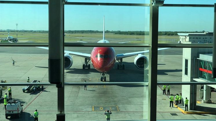 Primer vuelo en Buenos Aires, visto desde el dique de Ezeiza