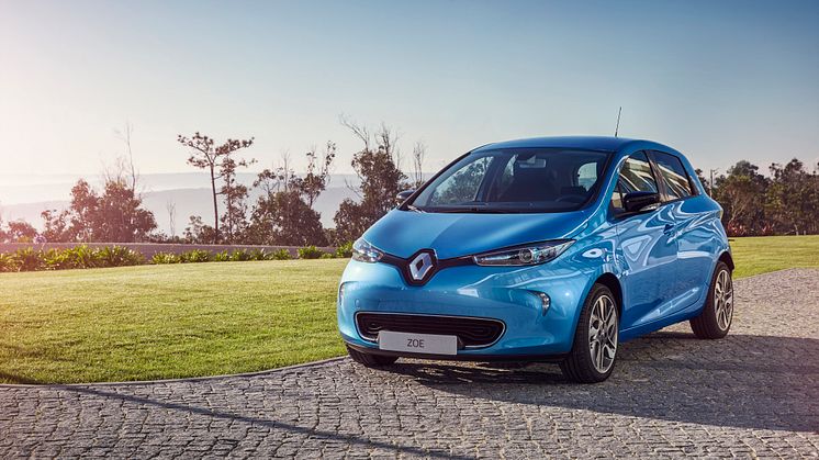 Renault Nordc AB och Hertz i samarbete kring projektet ”Elbilspool Hemma”