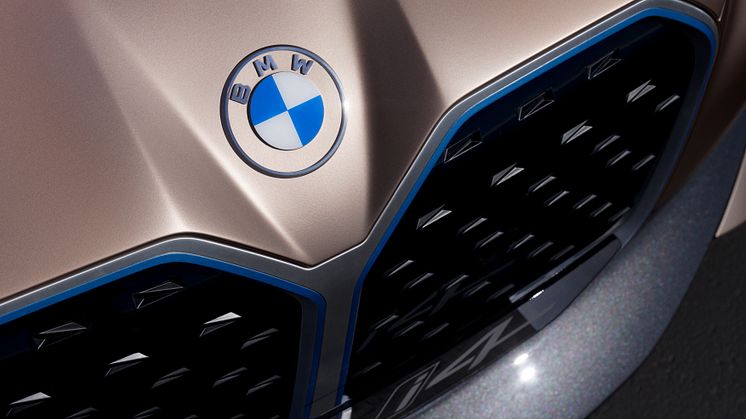 BMW Concept i4 (3)