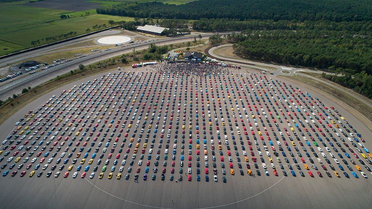 Ford sætter rekord med verdens største Mustang-parade