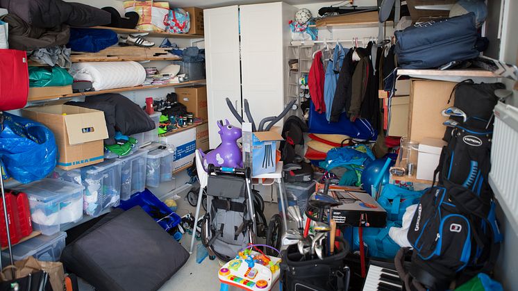 DK_Elfa_garage_storage_ swedishfamily_overviewbefore 2a