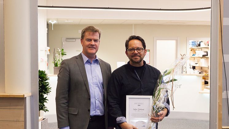 Henrik Runnemalm, GKN, tillsammans med stipendiaten Stefan Björklund, Högskolan Väst.