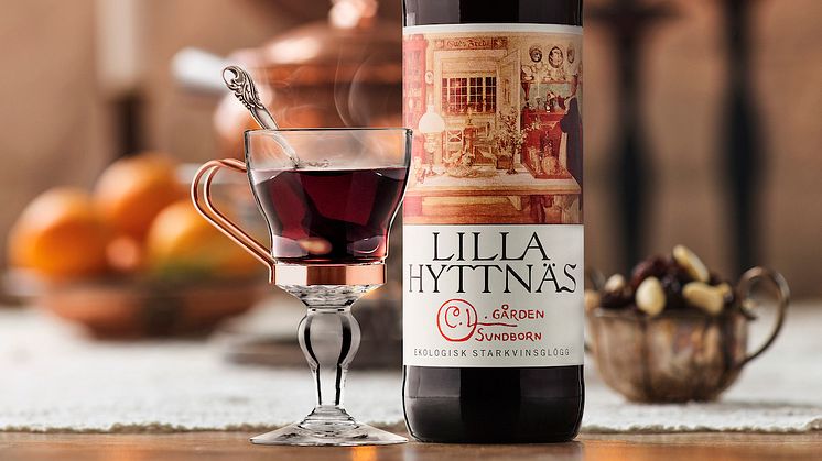 Nu är den tillbaka! Glöggen som blivit utsedd till den bästa tre år i rad: Lilla Hyttnäs Ekologiska Starkvinsglögg  71269 · flaska 750 ml · 15% · Pris: 99 kr.