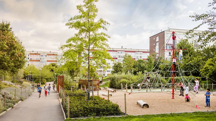 MKB påbörjar en stor satsning i stadsdelen Rosengård för att främja trygghet och trivsel samt göra området mer attraktivt. Målet är att Rosengård ska bort  från polisens lista över utsatta områden. 