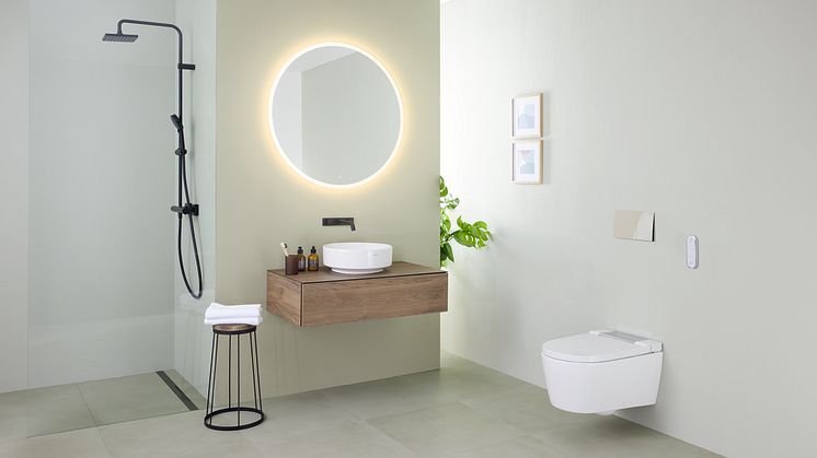 Geberit AquaClean Sela on seinään kiinnitettävä pesevä wc-istuin, joka mahdollistaa monenlaiset sisustusratkaisut niin isoissa kuin pienissäkin kylpytiloissa.