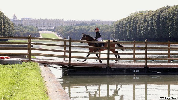 2024 väntar OS och Paralympics i Paris och ridsportens grenar avgörs vid slottet i Versailles. I augusti 2023 testades underlaget och bansträckningen för fälttävlans terrängritt. Foto: © FEI/PSV