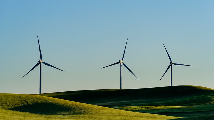 wind-turbines-green-hills-getty-1146334587