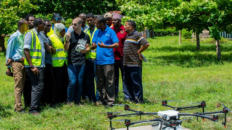 Training session on the DJI Agras MG1-S spray drone against malaria