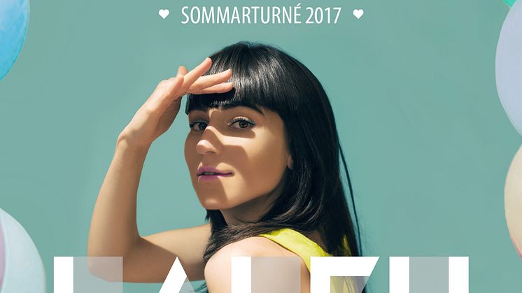 LISA EKDAHL FÖLJER MED PÅ LALEHS SOMMARTURNÉ