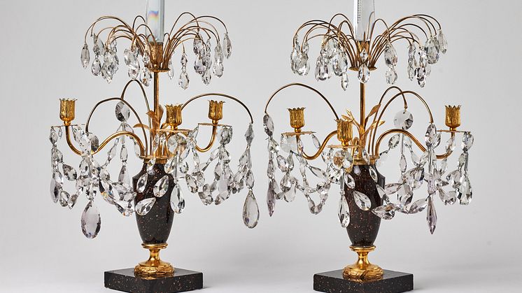 Table chandeliers in Black Rattan Porphyry from Elfdals Porphyrverk