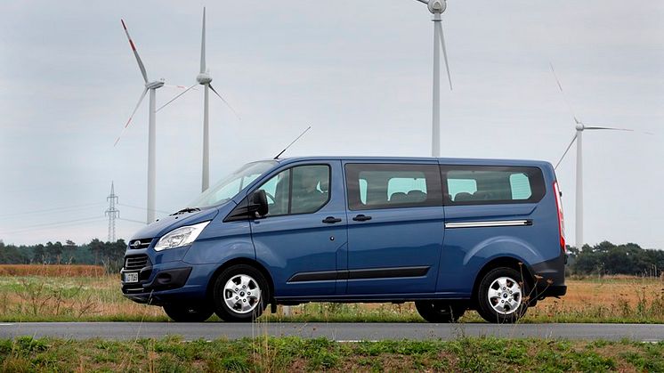 Hannoverben a Ford standon bemutatkozik a vadonatúj Ford EcoBlue dízelmotor; az új automata váltós, összkerékhajtású és SYNC 3 rendszerrel felszerelt Transitok lesznek a kiállítás sztárjai