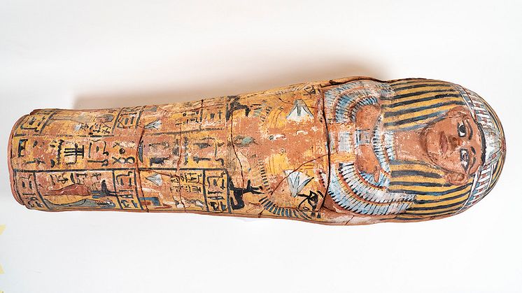 Egyptian ceramic child sarcophagus, belonged to a boy named Pa-nefer-neb. Photo: Marcus Holmqvist