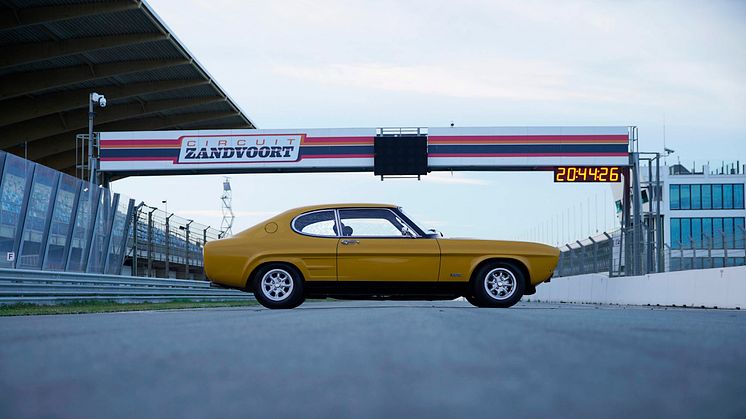 Ford Capri runder 50 år som ikonisk sportsvogn