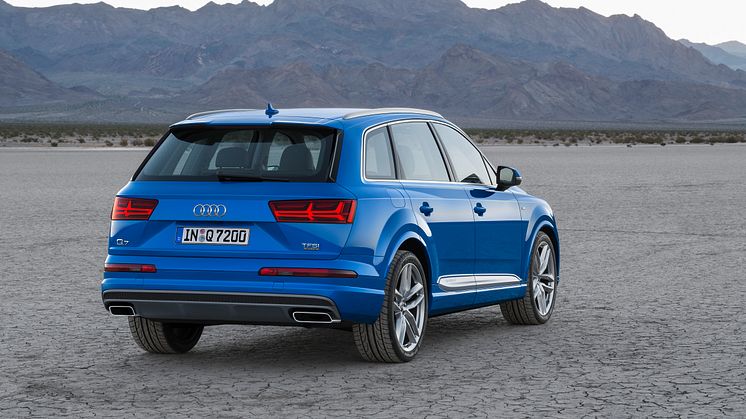 Q7 rear right side static