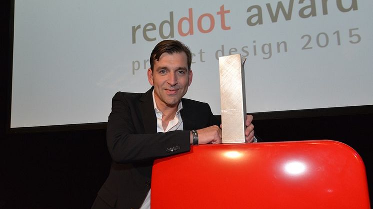 Bosch-kodinkoneiden suunnittelutiimi palkittu Red Dot Design Award 2015 -gaalassa