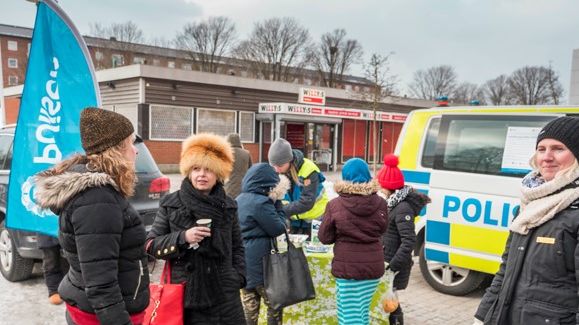 I Biskopsgåden satsas det extra på unga som bor i området just under påsklovet. Bild från Medborgarlöftet 2018.