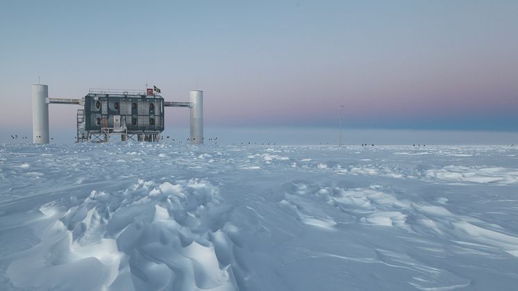 Upptäckter i Antarktis is öppnar nytt fönster mot universum