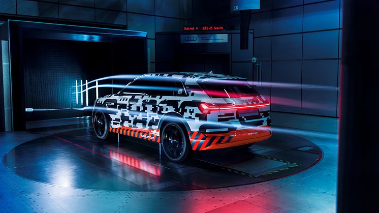 Audi e-tron aerodynamic (fra siden)