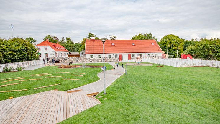 Lummigt läge för barnen på Jensen Educations förskola på Hyllie Gård