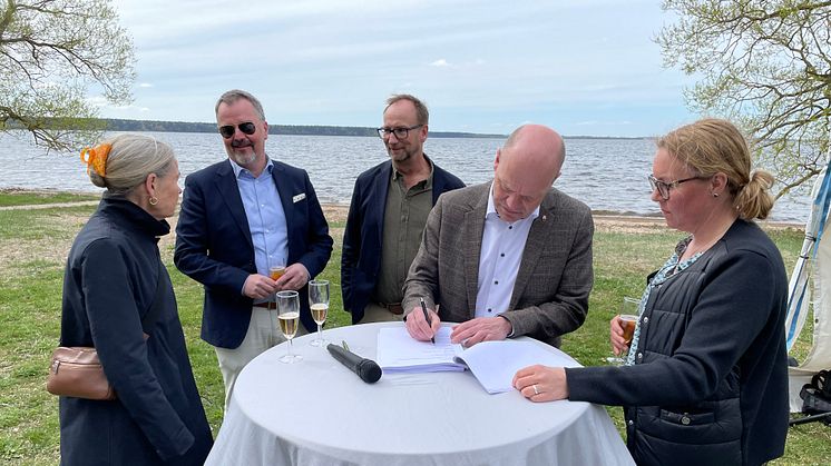 Nu är UNESCO-ansökan signerad av kommunerna Lund, Eslöv och Sjöbo.