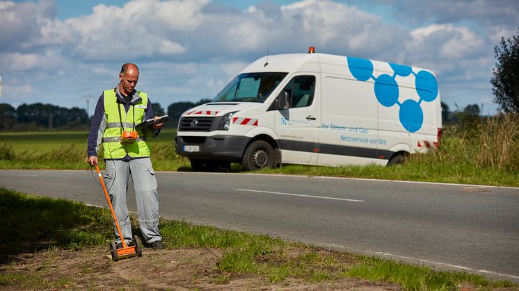 „Langstreckenlauf“: Gasspürer überprüft mehr als 100 Kilometer Gasleitungen im Kreis Stormarn