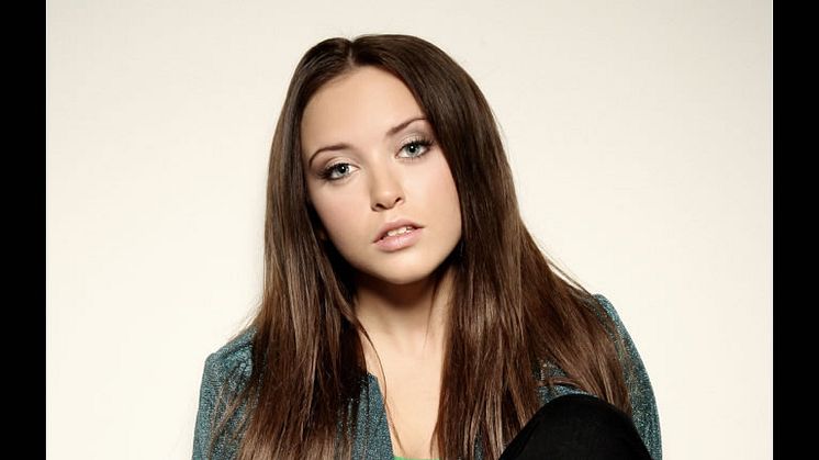Idolfinalisten Elin Bergman till United Stage Artist