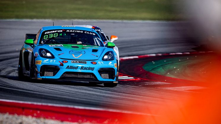 GT4 European Series: Oskar Kristensen sikrede ny point i sæsonfinale