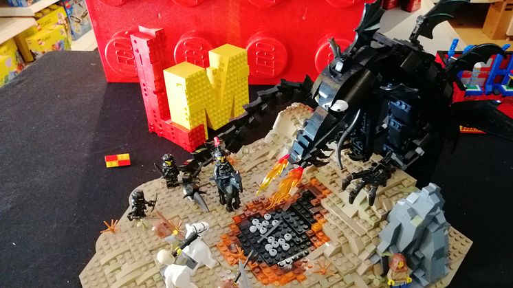 Lego hög.jpg