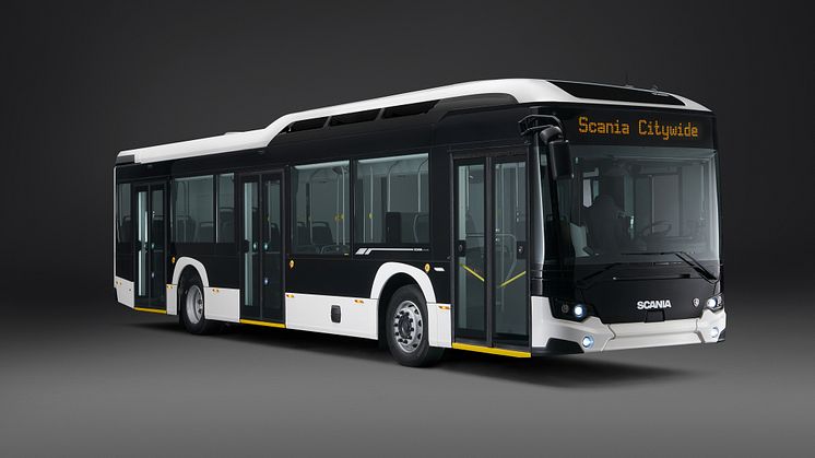 Er führt die neue Scania Bus-Baureihe für den Stadt- und Vorortverkehr an: der neue batterieelektrische Scania Citywide (Scania Citywide BEV).