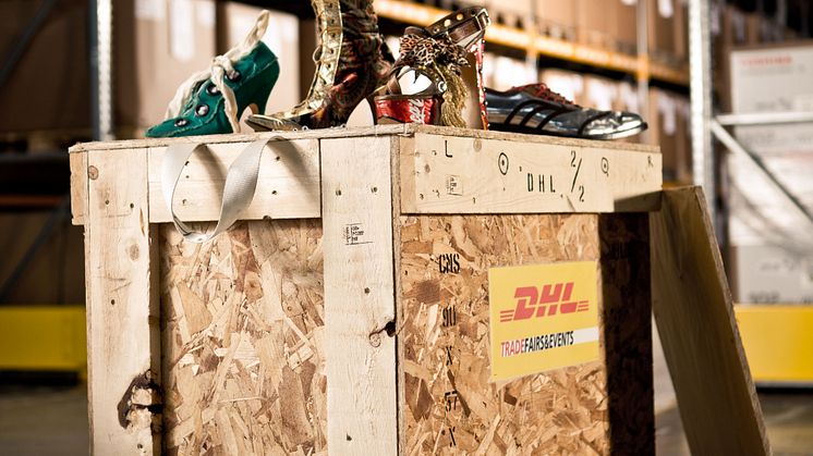 DHL officiel logistikpartner for Vivienne Westwood's internationale skoudstilling