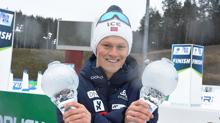 JAKTER NY KULE: Endre Strømsheim (Bærum SSK) jakter seier i totalcupen i IBU. Foto: Viktor Storsveen