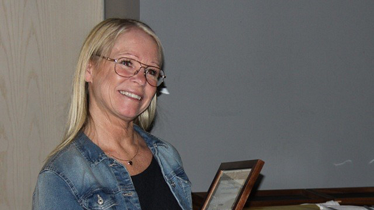 Anneli Franzén, enhetschef på Kullegårdens äldreboende i Partille, har utsetts till 2017 års mottagare av föreningen Gott ledarskap inom demensvårdens stipendium. 