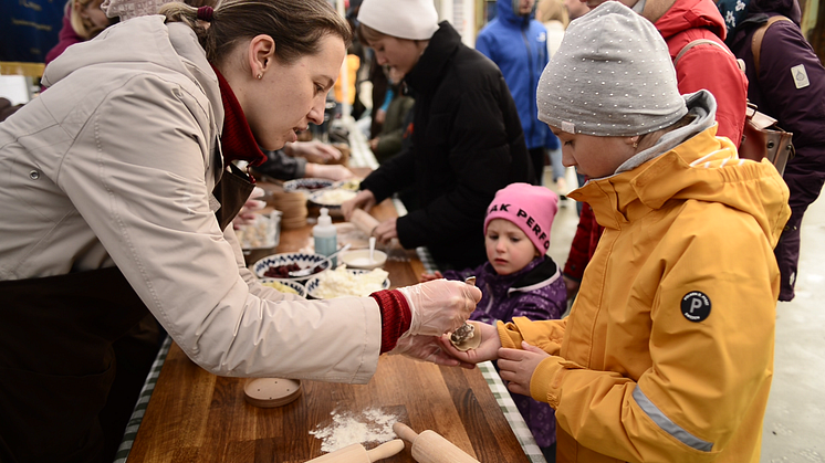 Geitmyra Credo og ukrainske kokker lagde fest for barna i Trondheim 