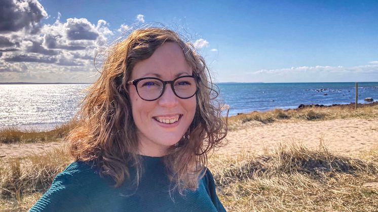 Doktorand Daniella Dinse tycker om att arbeta med hälsofrämjandet frågor och ser fram emot att fördjupa sig i sambandet mellan fysiska aktiviteter och välmående bland våra äldre.