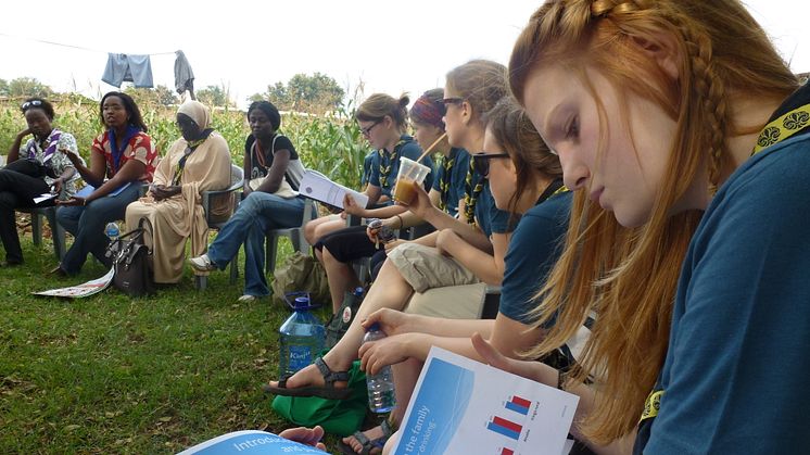 Svenska scouter delar erfarenheter om kvinnors ledarskap i Burundi