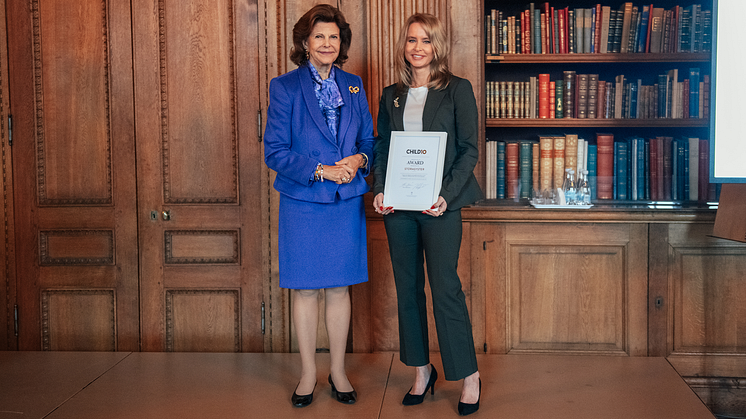 Drottning Silvia och Storasysters generalsekreterare Cecilia Bödker Pedersen