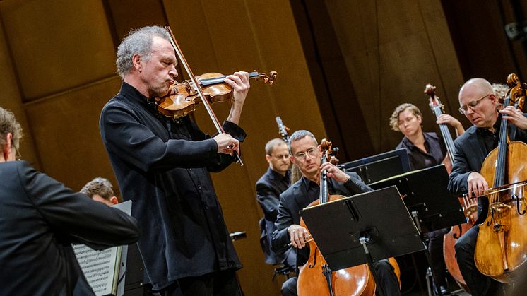 Kolja Blacher i Mendelssohns violinkonsert från Tonhallen 2019. Foto Lia Jacobi