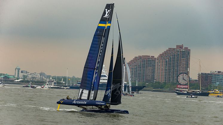 Bluewater is extremely excited about partnering with Sweden's Artemis Racing amazing team challenging for the 2017 Americas Cup, especially because of the shared sustainability commitment to fight use of single-use plastic bottles.