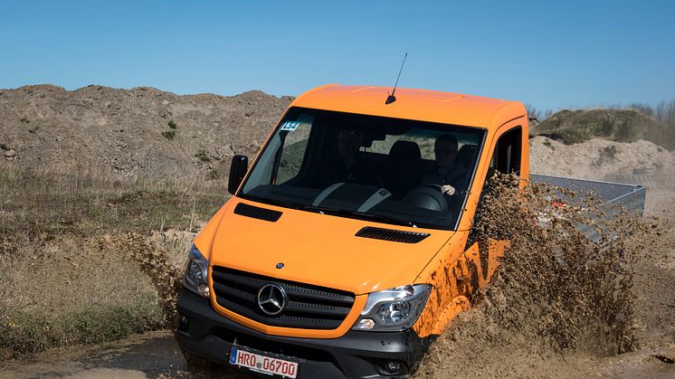 Sprinter 6x6 er en bil for dem, der har behov for at få mandskab og materiel frem uanset omstændighederne