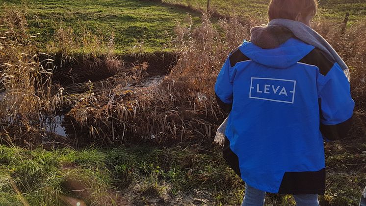 En av åtgärdssamordnarna inom LEVA ute i fält. Foto: Maria Fermvik