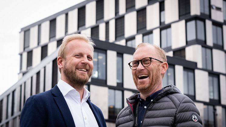 T.v. Ola Gjessing, daglig leder Øst- Formuesforvaltning og Jan Erik Kristiansen, Direktør forretningsområde Moss, Höegh Eiendom. 